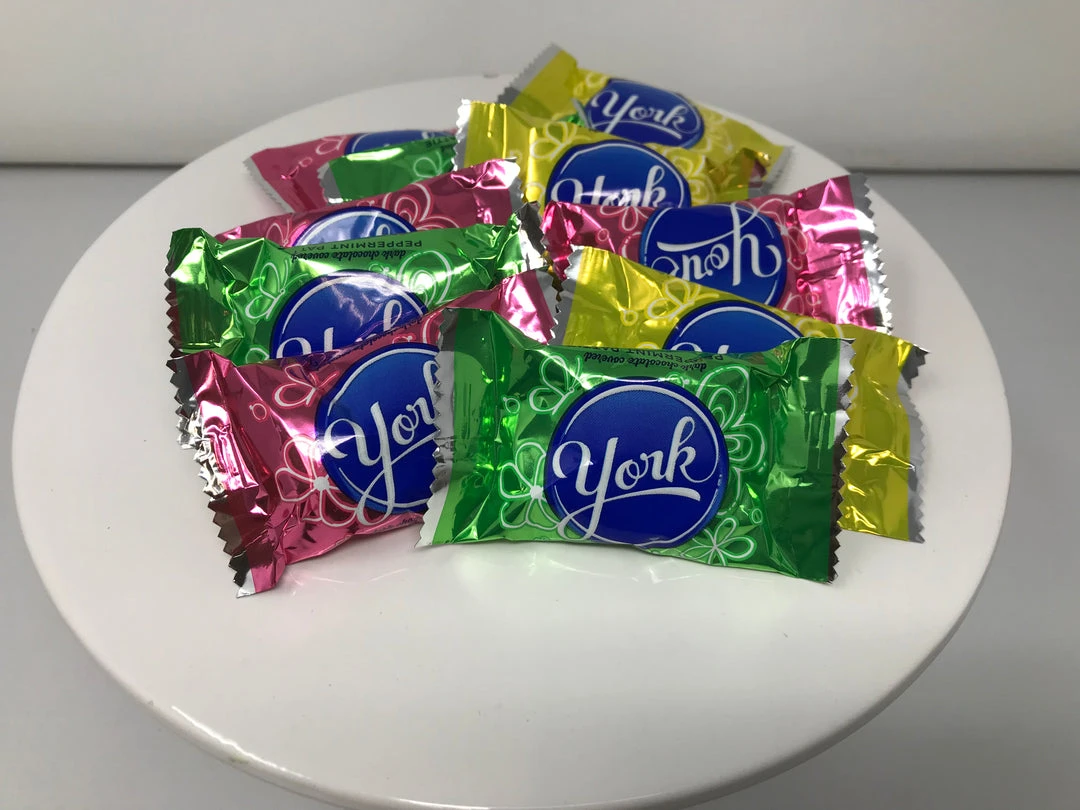 Hershey's - Hershey, Pennsylvania York Peppermint Patties Easter Foil Snack Size Bulk 2 Pounds Chocolate Mint 3 Hershey's - Hershey, Pennsylvania York Peppermint Patties Easter Foil Snack Size Bulk 2 Pounds Chocolate Mint