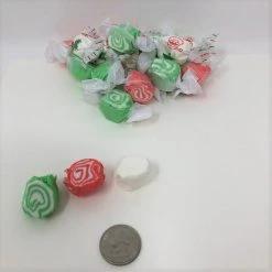 Beulah's Candyland Christmas Taffy Holiday Wrapped Taffy Christmas Candy Red Green White 1 Pound