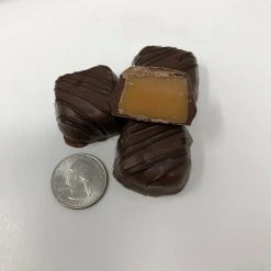 Beulah's Candyland Gourmet Vanilla Caramel Milk Chocolate Candy Caramels 1 Pound